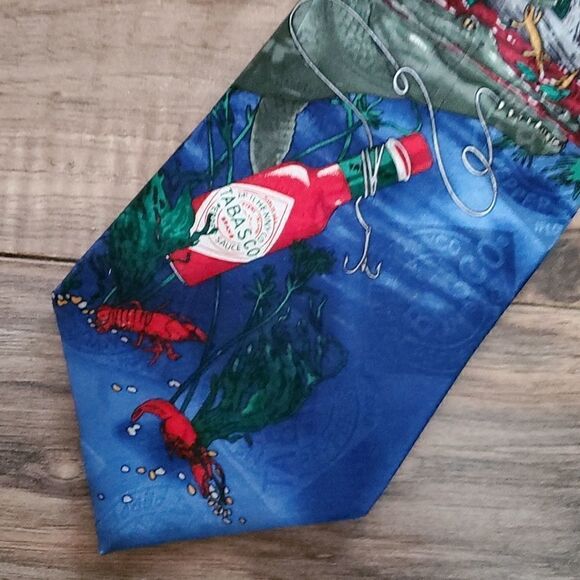 Tabasco | Fishing Alligator Hot Sauce Silk Tie - Picture 3 of 8